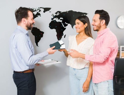 Can Foreigners and Work Pass Holders Borrow From a Licensed Moneylender in Singapore?